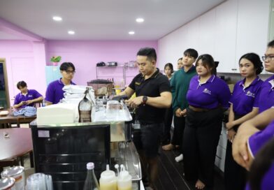 ปั้น “บาริสต้ามืออาชีพ” สาขาการท่องเที่ยวและการโรงแรม มุ่งพัฒนาบัณฑิต จัดอบรมทักษะบาริสต้าเต็มรูปแบบ