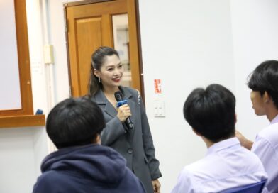 พูดดี ธุรกิจเดินหน้า!สื่อสารคม ชนะใจลูกค้า!