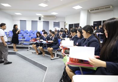 เชื่อมโยงห่วงโซ่อุปทานอนาคต! สาขาการจัดการโลจิสติกส์ฯ มรภ.เลย จัดปฐมนิเทศสหกิจศึกษาปี 2569